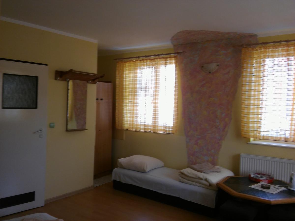 Motel Ararat Kołobrzeg Exterior foto
